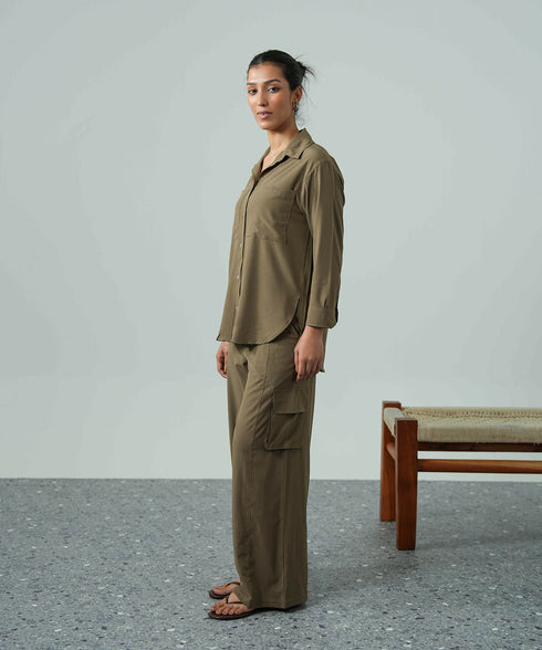 Women's Tech Button Down Shirt