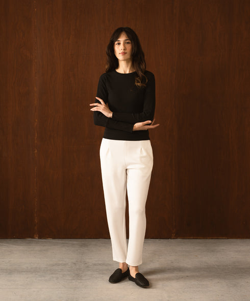 Women's LuxeStretch Pleat Tapered Pants