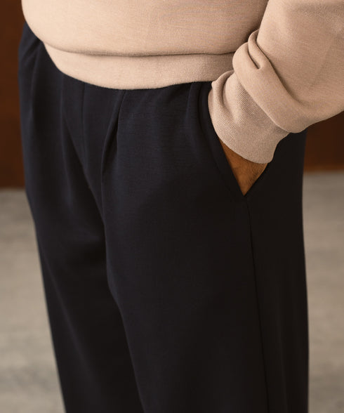 Men's LuxeStretch Pleat Trouser