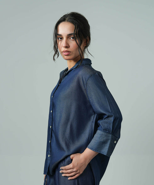 Women's Chambray Relaxed Fit Shirt