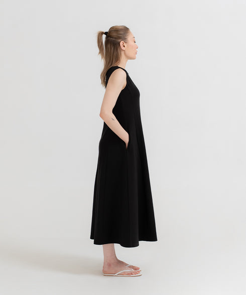 Women's Sleeveless Flared Dress