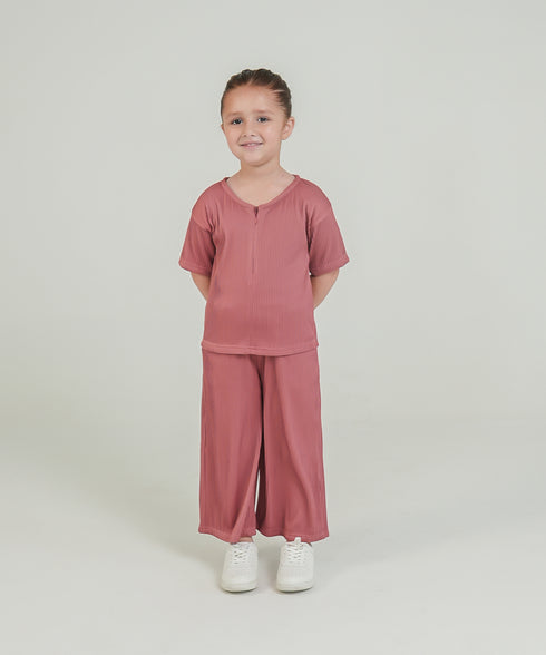 Girls' Pleated Zip Set