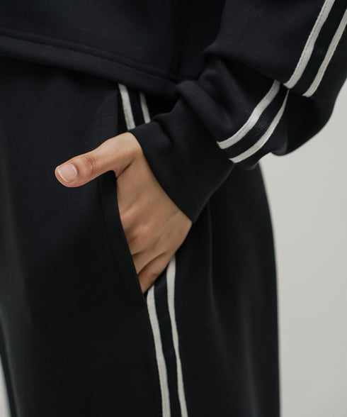 Women's LuxeStretch Cropped Set