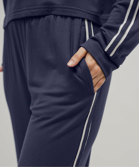 Women's LuxeStretch Cropped Set