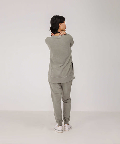 Women's Vintage Wash Sweatshirt